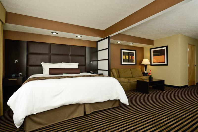 Sonesta Essential Indianapolis Airport Hotel Плейнфийлд Стая снимка