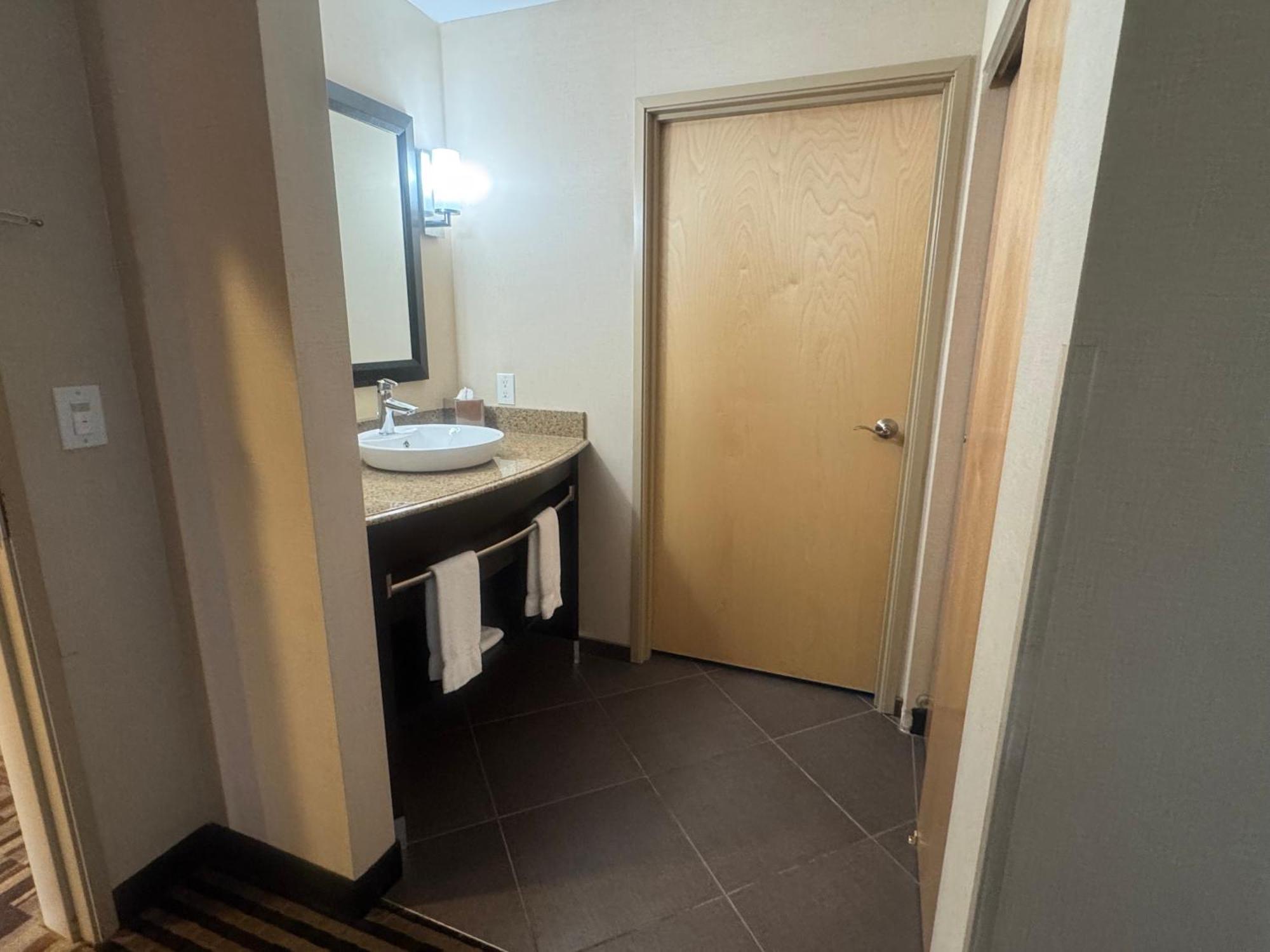 Sonesta Essential Indianapolis Airport Hotel Плейнфийлд Екстериор снимка