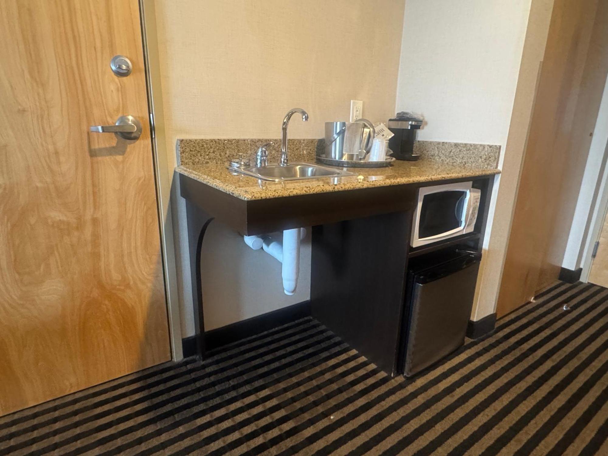 Sonesta Essential Indianapolis Airport Hotel Плейнфийлд Екстериор снимка