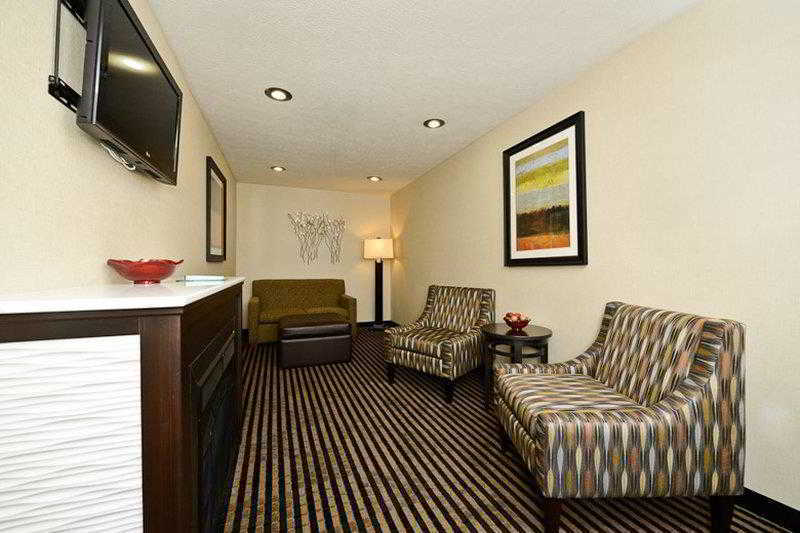 Sonesta Essential Indianapolis Airport Hotel Плейнфийлд Стая снимка